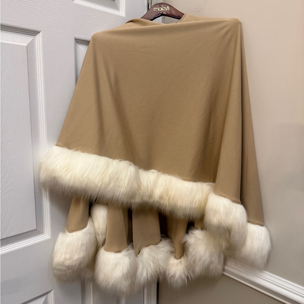 Fabulous Furs Tan Wrap with White Trim - Picture 2 of 4
